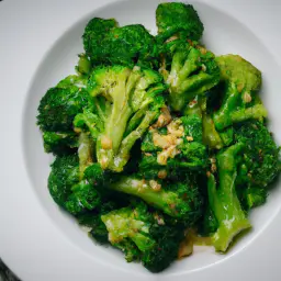 Teaser Image: Stir-Fried Broccoli with Garlic